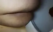 Fat girl shitting in toilet
